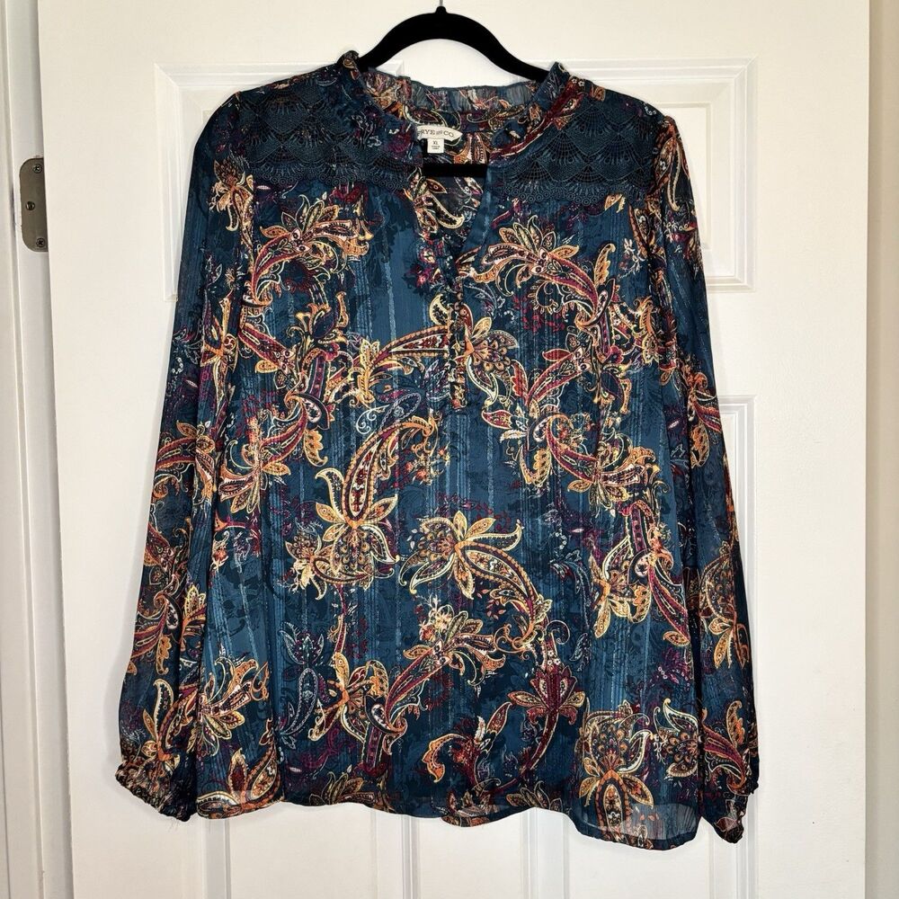 Blue Paisley, Frye And Co. Blouse Boho Lace Trim. Size XL
